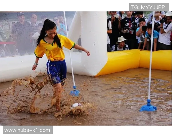 泥地足球宝贝的激情与挑战展现青春活力与团队精神